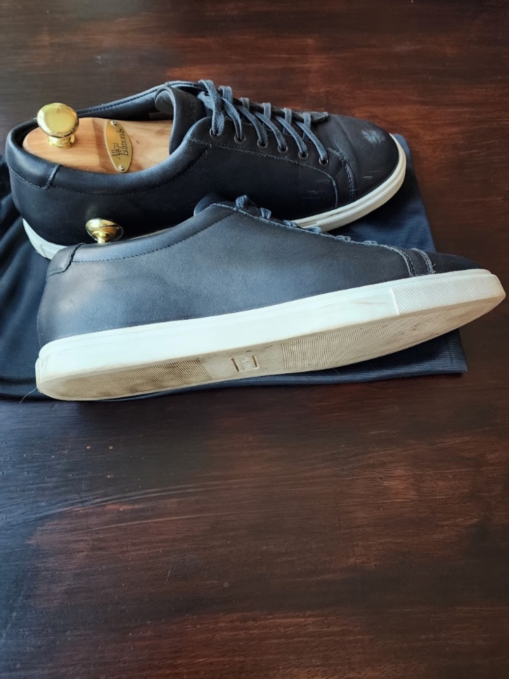 Patina by Portland Leather Black Leather Sneakers Men’s 9.5 – Minimal Low Top - Picture 6 of 11